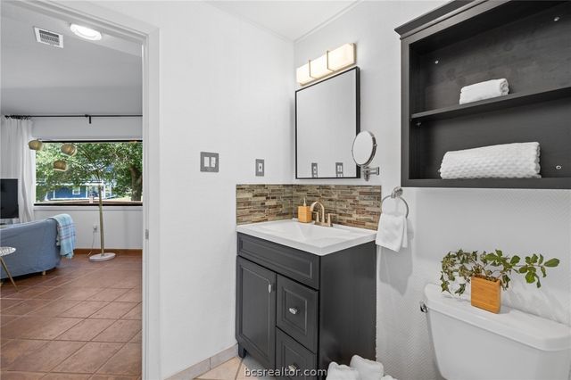 20559 Red Bud Court, Thornton, TX 76687