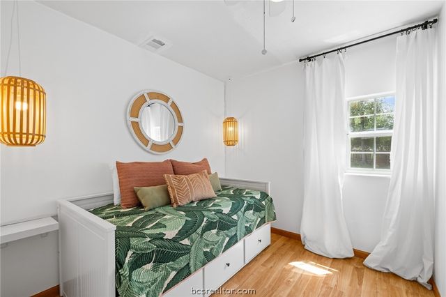 20559 Red Bud Court, Thornton, TX 76687