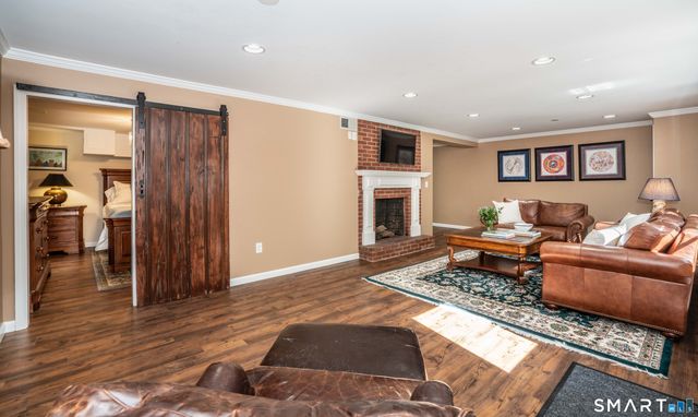57 Woodridge Circle, West Hartford, CT 06107