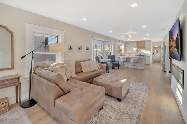 418 W Ivy Street, San Diego, CA 92101