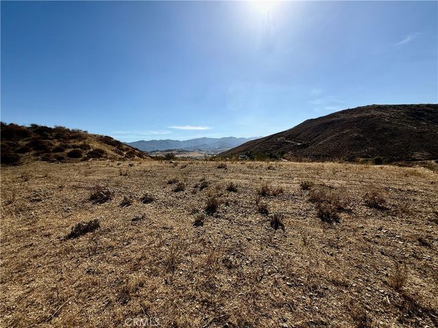 1 EL TORO Road, Lake Elsinore, CA 92532