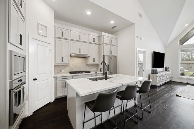 10622 Hidden Rock Drive, Missouri City, TX 77459