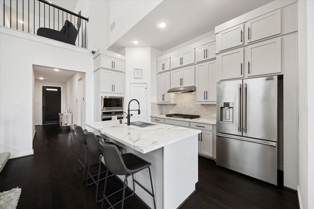 10622 Hidden Rock Drive, Missouri City, TX 77459