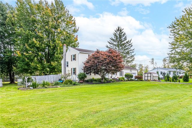 6432 Lakeside Road, Ontario, NY 14519