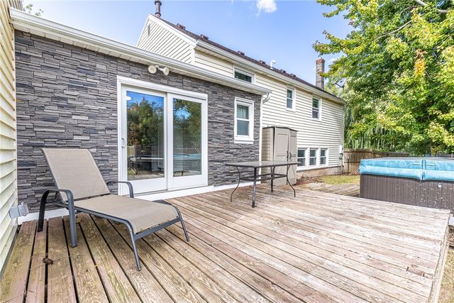 6432 Lakeside Road, Ontario, NY 14519