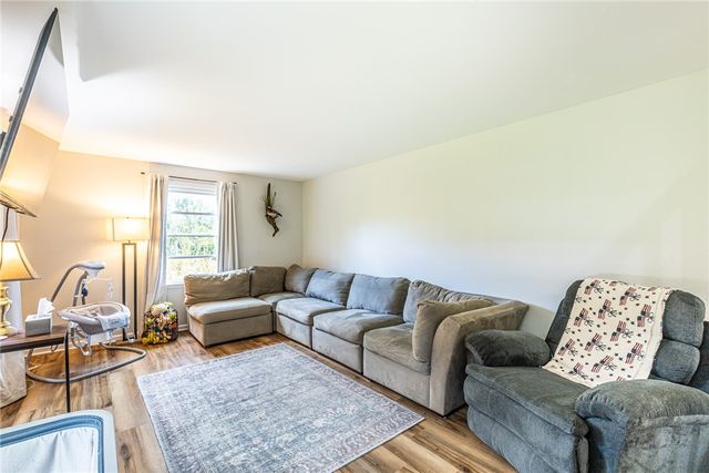 6432 Lakeside Road, Ontario, NY 14519