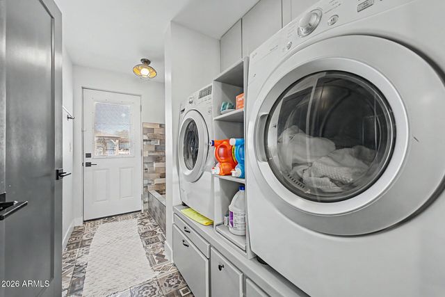 12648 N 22ND Place, Phoenix, AZ 85022