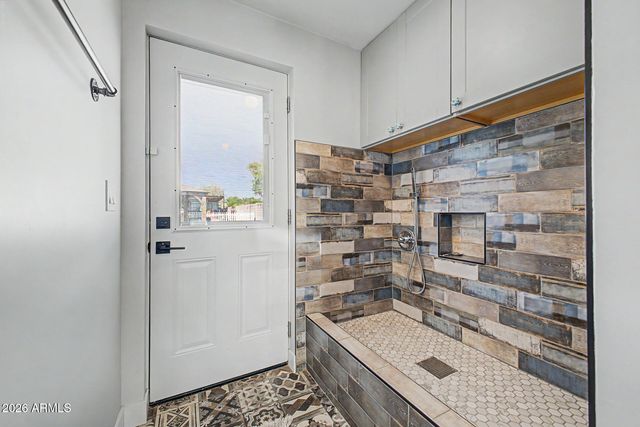 12648 N 22ND Place, Phoenix, AZ 85022