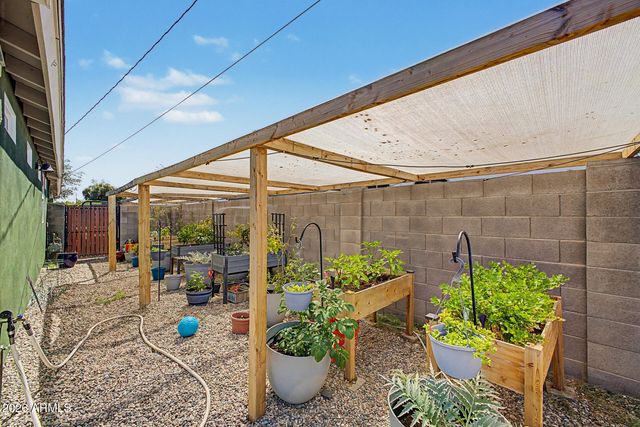 12648 N 22ND Place, Phoenix, AZ 85022