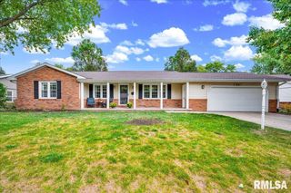 1156 BRENTWOOD Road, Morton, IL 61550