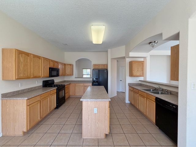 6216 Calle Vizcaya NW, Albuquerque, NM 87114