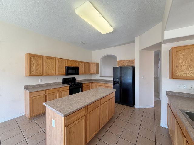 6216 Calle Vizcaya NW, Albuquerque, NM 87114