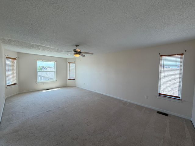 6216 Calle Vizcaya NW, Albuquerque, NM 87114