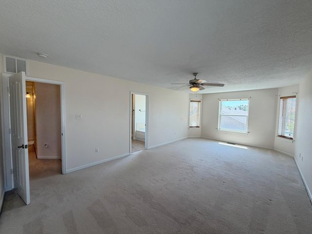 6216 Calle Vizcaya NW, Albuquerque, NM 87114