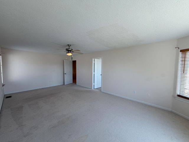 6216 Calle Vizcaya NW, Albuquerque, NM 87114