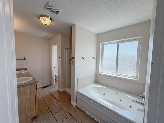6216 Calle Vizcaya NW, Albuquerque, NM 87114