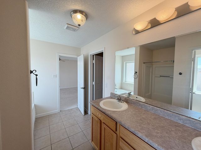 6216 Calle Vizcaya NW, Albuquerque, NM 87114