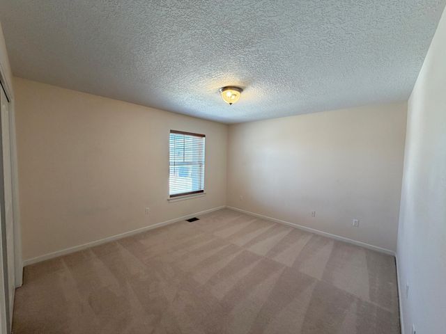 6216 Calle Vizcaya NW, Albuquerque, NM 87114