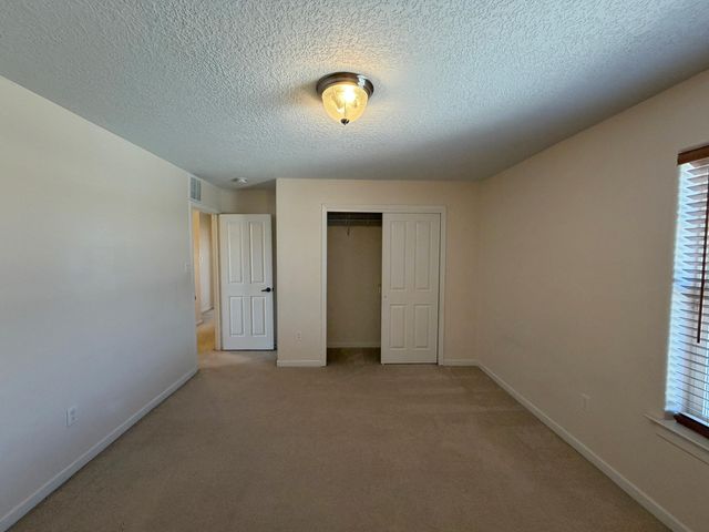 6216 Calle Vizcaya NW, Albuquerque, NM 87114
