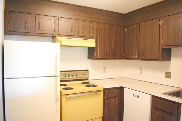 100 Grandview Avenue 10C, Quincy, MA 02170