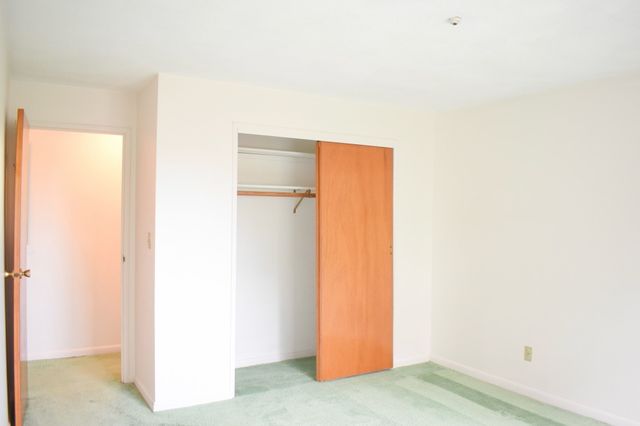 100 Grandview Avenue 10C, Quincy, MA 02170