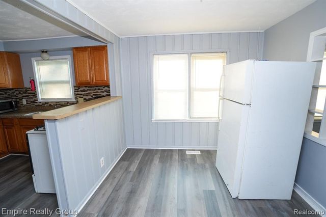 26949 Annapolis, Dearborn Heights, MI 48125