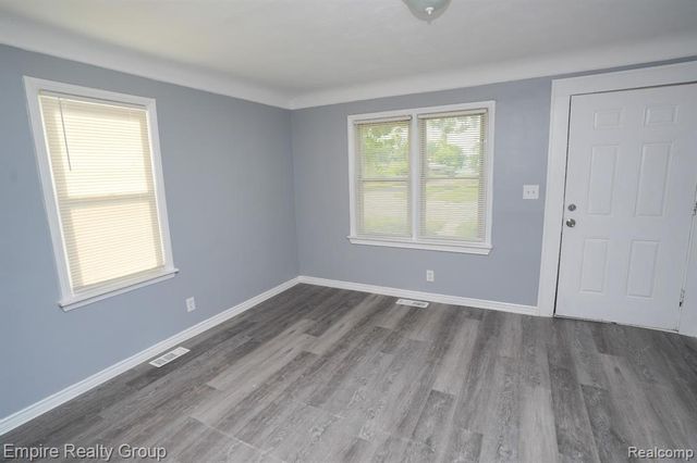 26949 Annapolis, Dearborn Heights, MI 48125