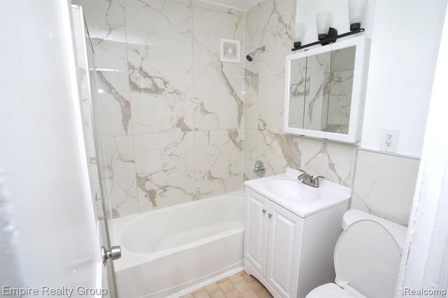 26949 Annapolis, Dearborn Heights, MI 48125