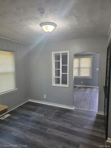 26949 Annapolis, Dearborn Heights, MI 48125