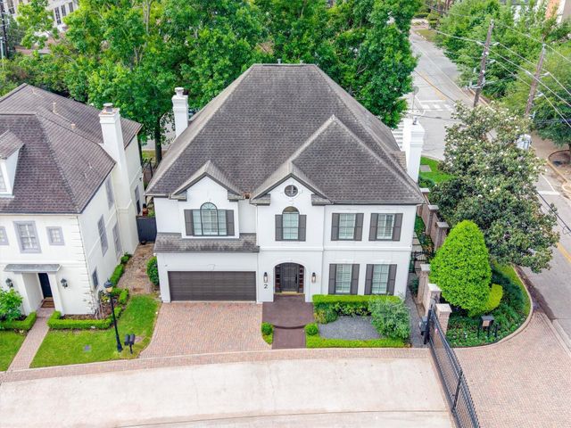 2 Pinewold Court, Houston, TX 77056