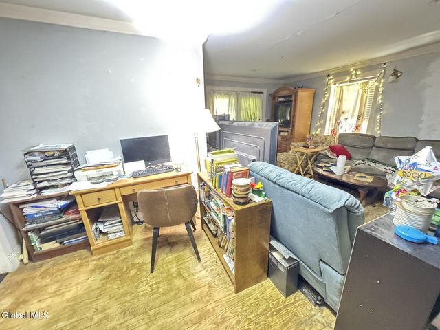 32 Ray Street, Niskayuna, NY 12309