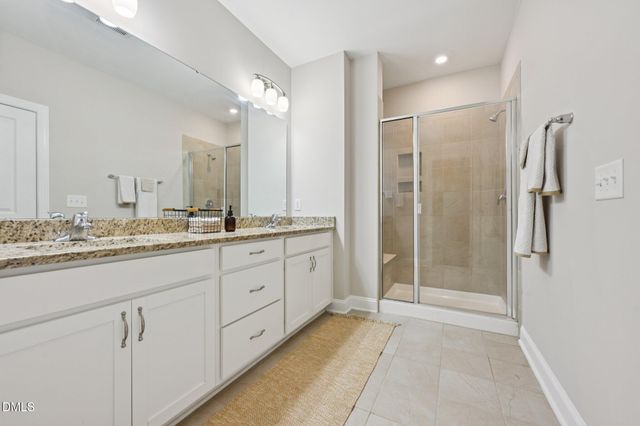 8405 Zinc Autumn Path, Raleigh, NC 27615