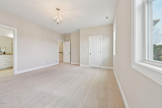 8405 Zinc Autumn Path, Raleigh, NC 27615