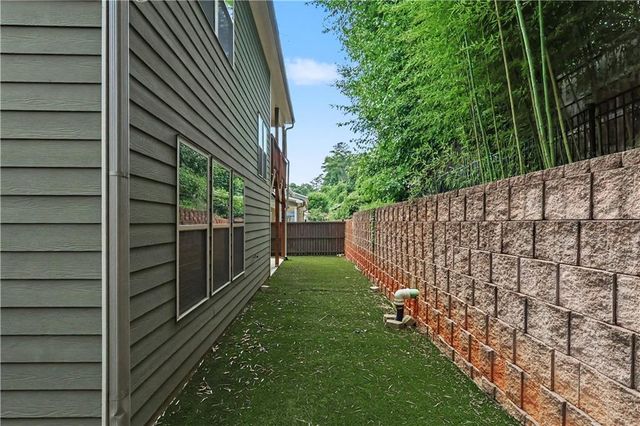 556 Avondale Hills Drive, Avondale Estates, GA 30032