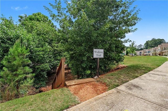 556 Avondale Hills Drive, Avondale Estates, GA 30032