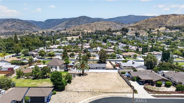 1215 E 39th Street, San Bernardino, CA 92404