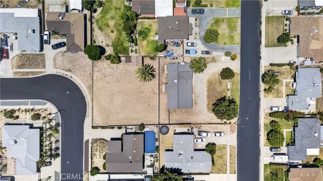 1215 E 39th Street, San Bernardino, CA 92404