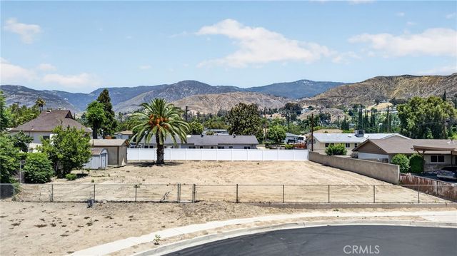 1215 E 39th Street, San Bernardino, CA 92404