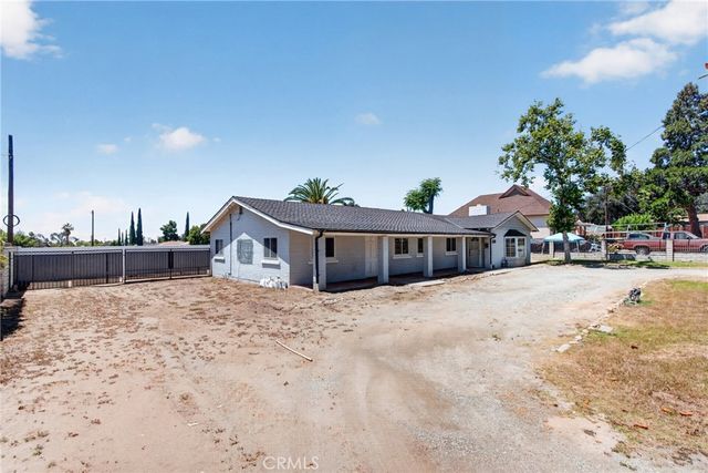 1215 E 39th Street, San Bernardino, CA 92404