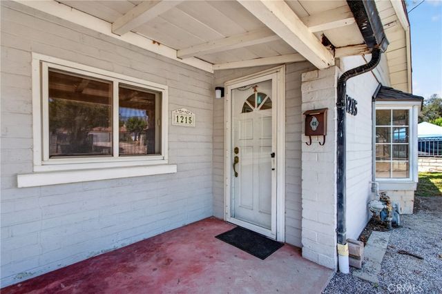 1215 E 39th Street, San Bernardino, CA 92404