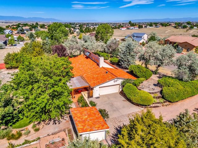 262 W Winterhaven Dr, Pueblo West, CO 81007