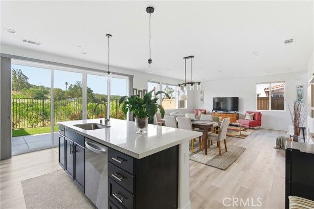 1166 Flax, Santa Maria, CA 93455