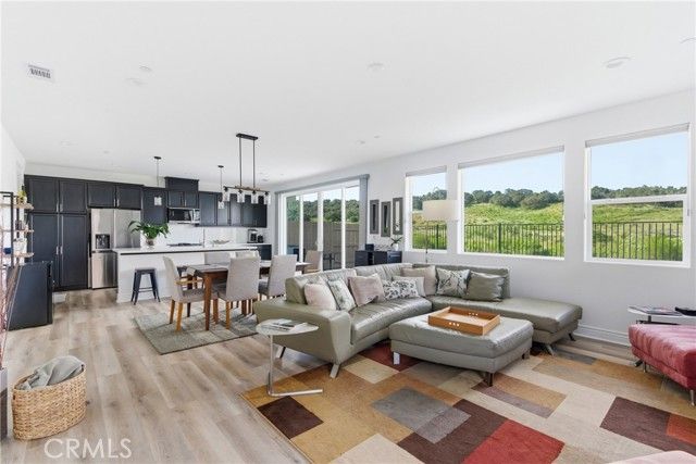 1166 Flax, Santa Maria, CA 93455