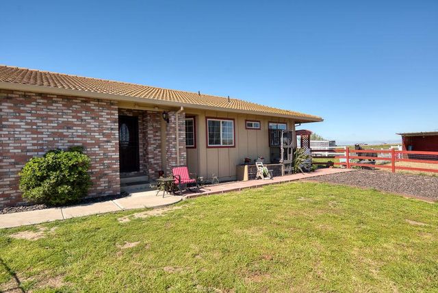 34521 Bernard Rd, Tracy, CA 95377