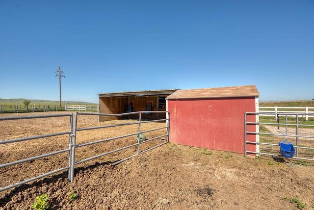 34521 Bernard Rd, Tracy, CA 95377