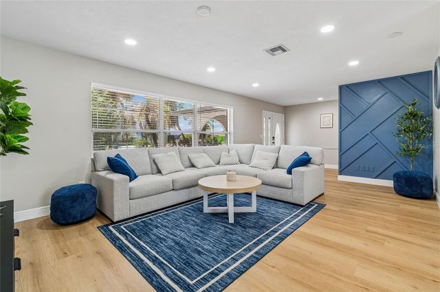 6331 COCOA LANE, Apollo Beach, FL 33572