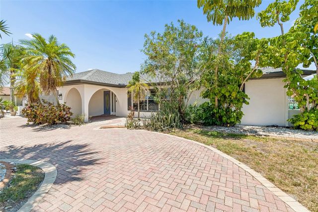 6331 COCOA LANE, Apollo Beach, FL 33572
