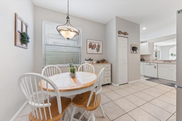 10760 Royal Caribbean Circle, Boynton Beach, FL 33437