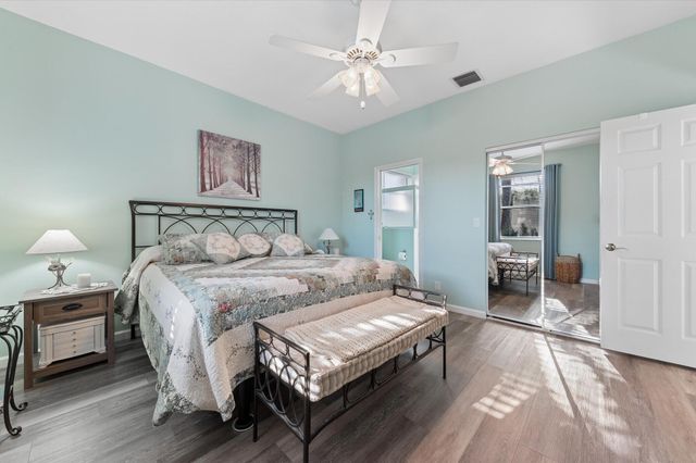 10760 Royal Caribbean Circle, Boynton Beach, FL 33437