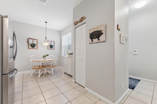 10760 Royal Caribbean Circle, Boynton Beach, FL 33437